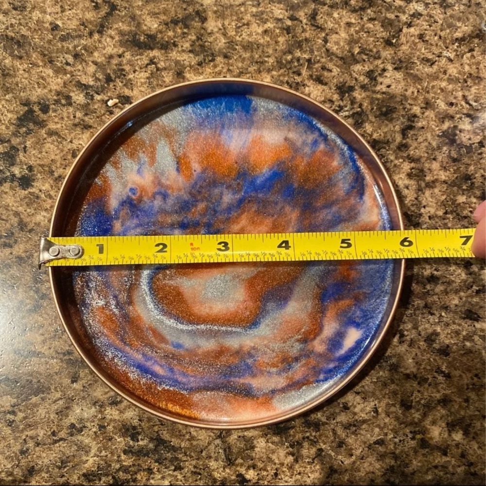 Handmade Resin Tray - Picture 4 of 4